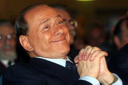 http://www.qnm.it/wp-content/uploads/2011/11/Berlusconi-smorfia.jpg