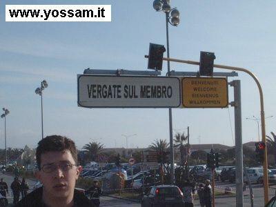 cartelli-stradali-e-insegne-divertenti-strani-e-bizzarri.-Bonkaday-22.jpg