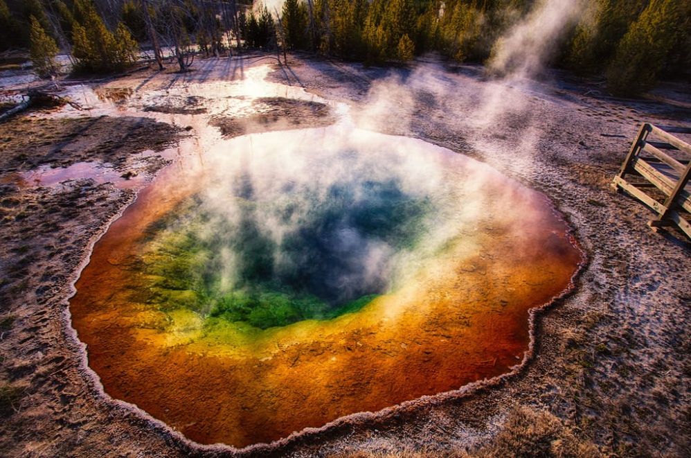 Morning-Glory-Pool.usa_.jpg