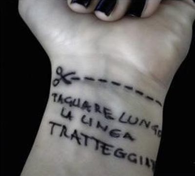 Lineaeforbicipuntarrotondataehehcavolochetitololungochevienemalofaccioappostaperincasinarenonciclopediaenonwikipediaeheh.jpg
