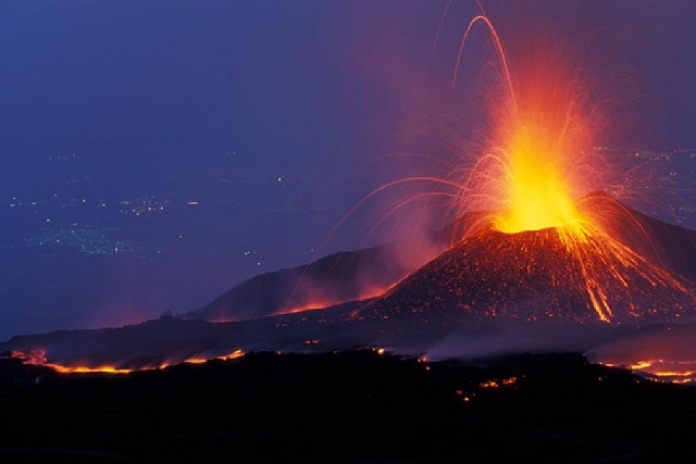 Catania-Etna.jpg