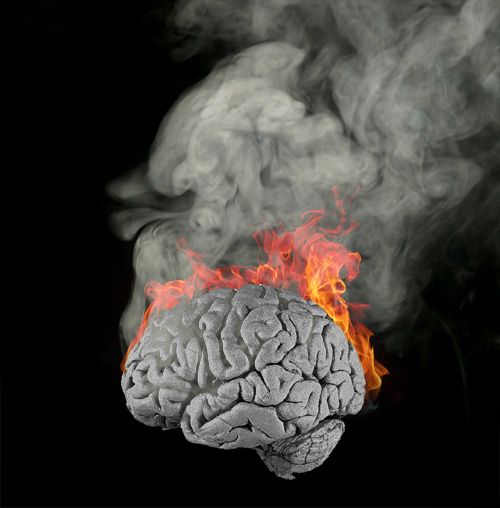 cervello in fiamme.jpg