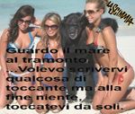 scimmia-mare-donne.jpg