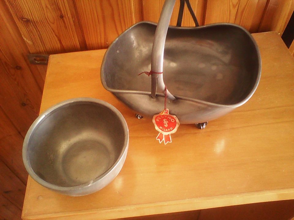 vasi peltro  53€.jpg